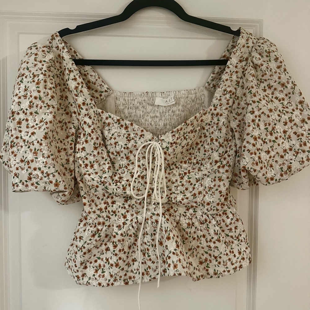 Astr Floral Print Puff Sleeve Blouse - Picture 1 of 6